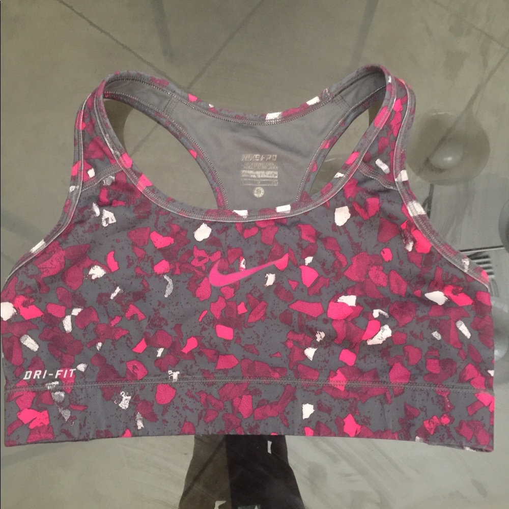 Nike Pro Dri-Fit Sports Bra